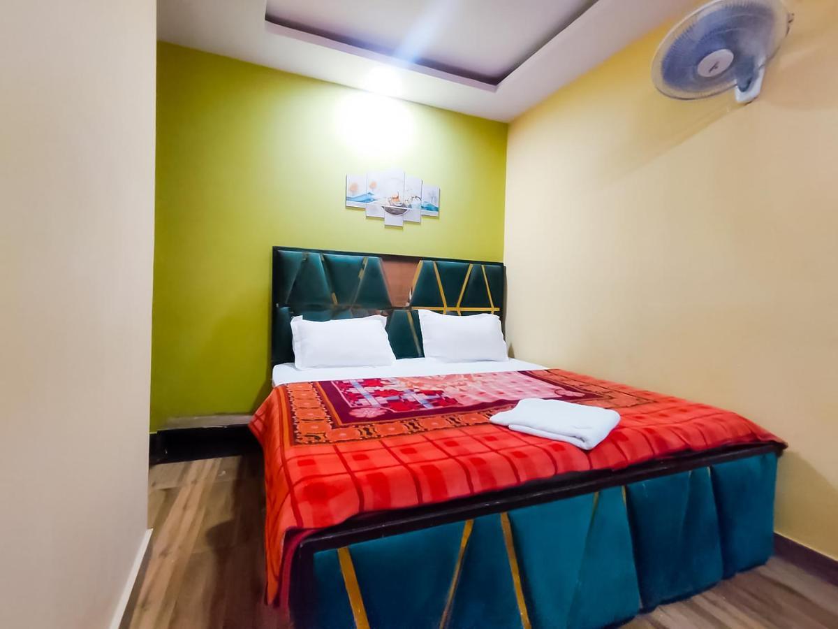 Roomshala 122 Hotel Park View - Near Adarsh Nagar ニューデリー エクステリア 写真